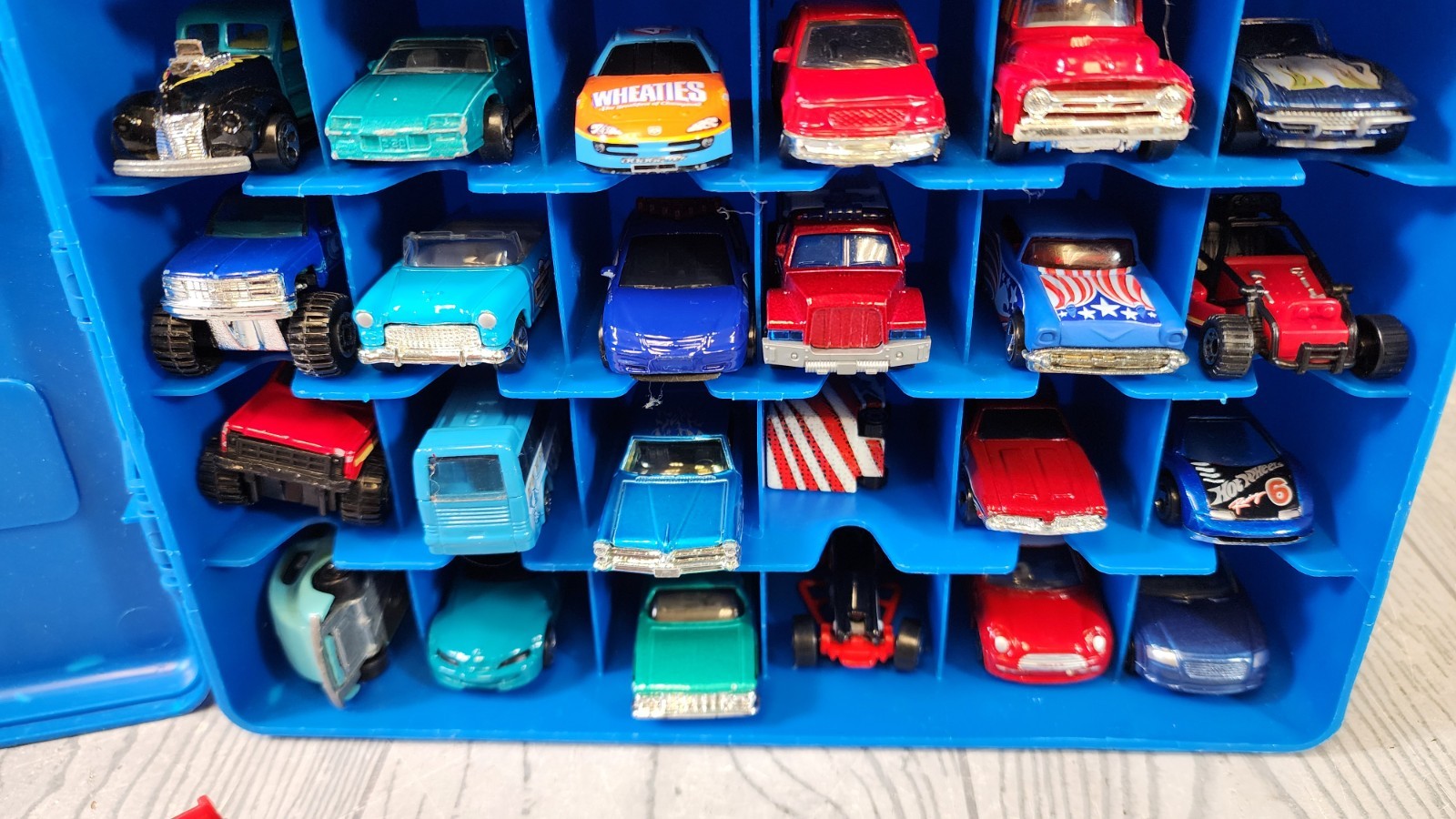 Mattel Hot Wheels Blue 48 Car Carrying Case Filled with 53 Cars! 2000s (Box 6)
