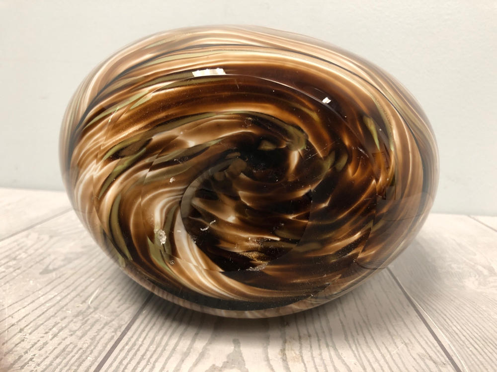 Zorza Mocha Swirl Vase Made in Poland Illusion of Sand Flecks of Gold Glitter