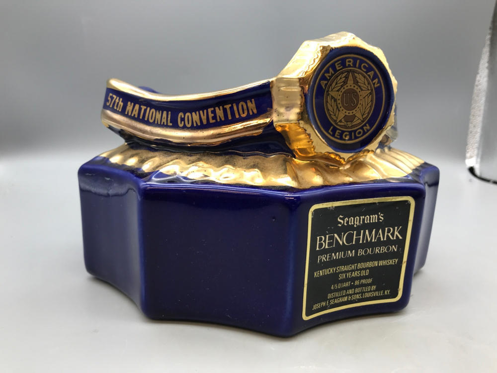 1975 Seagram's Benchmark American Legion Minneapolis Convention Bottle Display
