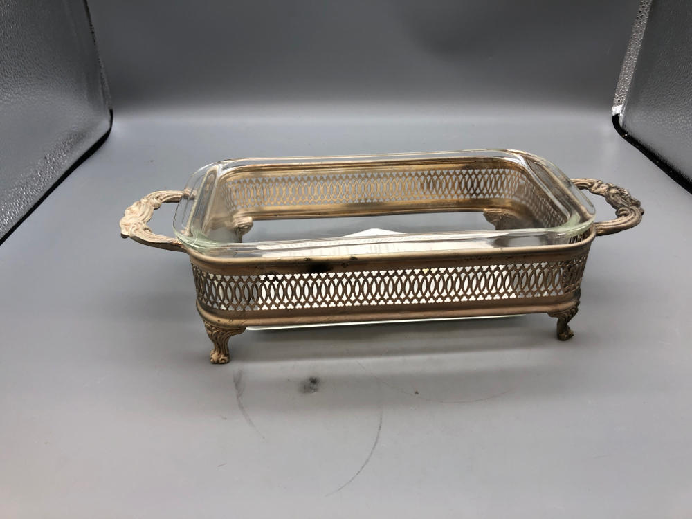 PYREX PLATE W SILVER HOLDER BREAD OR MEAT LOAF GLASS DISH - 1 1/2 Qt Dish