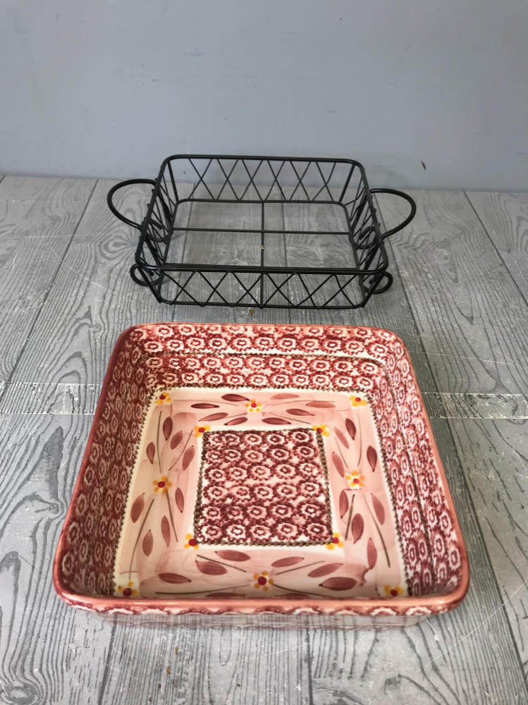 Temp-Tations Old World Cranberry 5 piece Square Baking Dishes w 3 Metal Stands