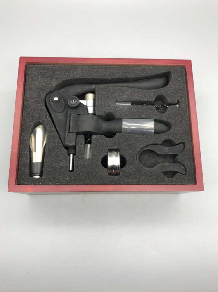 La Vigna Wine Accessories & Bottle Opener Kit In Original Box Top & Drawers