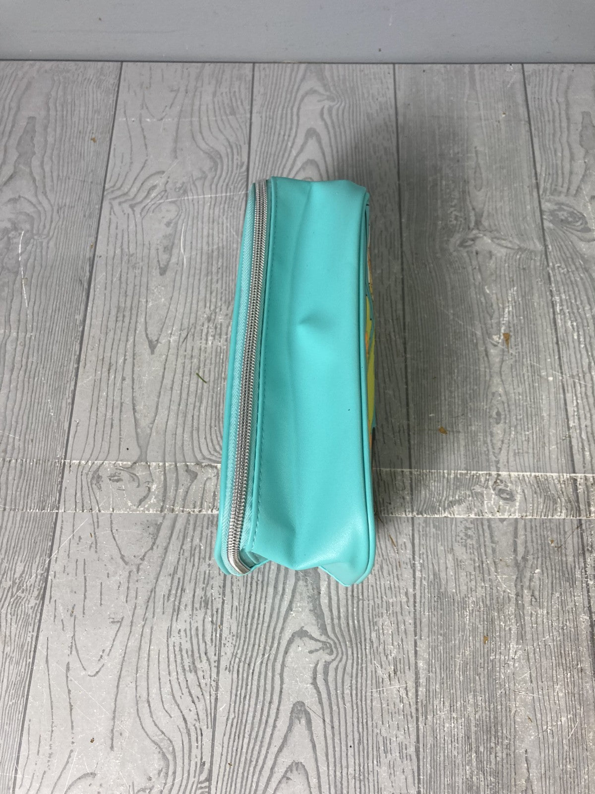 Scooby Doo Mystery Machine Limited Edition PR Case for Wet n' Wild with Makeup S