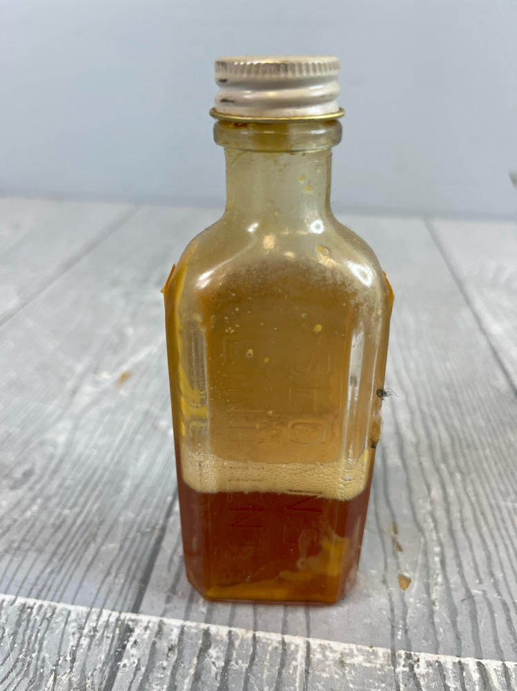 Antique Advertising Sloan's Liniment Bottle in Box Standard Laboratories, Inc.