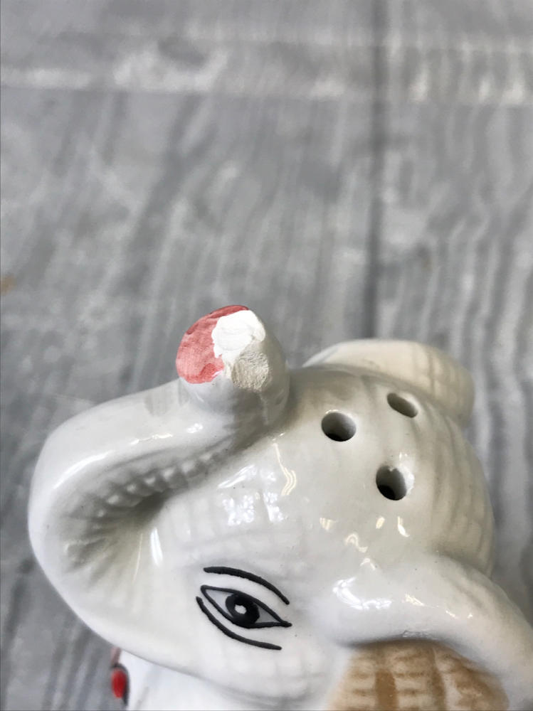 Elephant Ceramic Salt and Pepper Shakers Upside Down on Head White w/ Pink