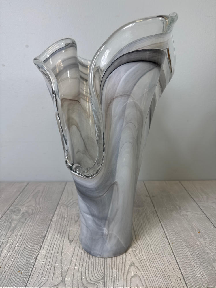 MURANO GLASS VASE - ITALY WHITE GRAY UNIQUE OPEN PETAL ART VASE - 16.5'' TALL