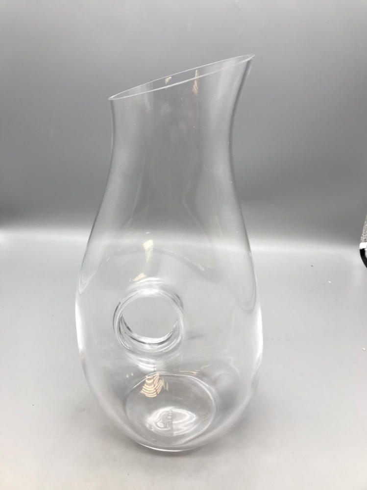 Crofton Wine Decanter Clear Glass Any Beverage Modern Design Handle - NIB