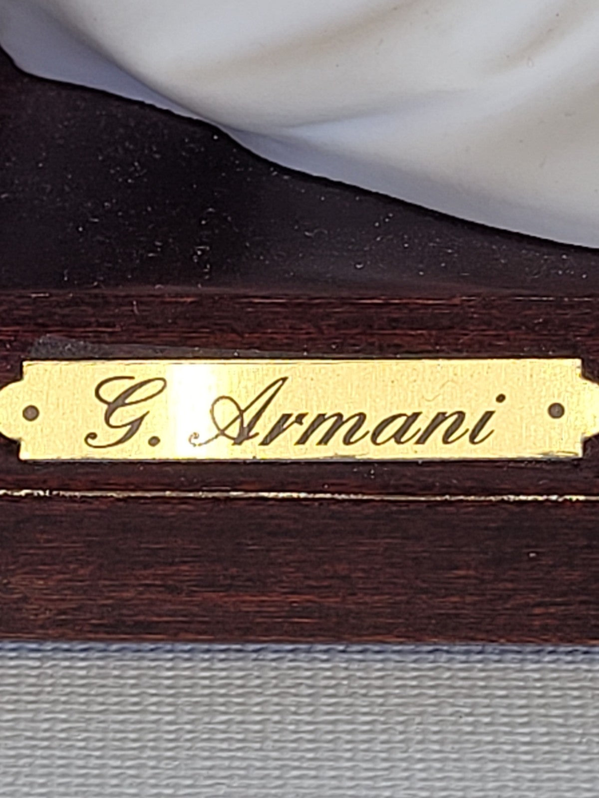 Giuseppe Armani Vintage Porcelain Figurine Small Pierrot Sucking Its Toe- Signed