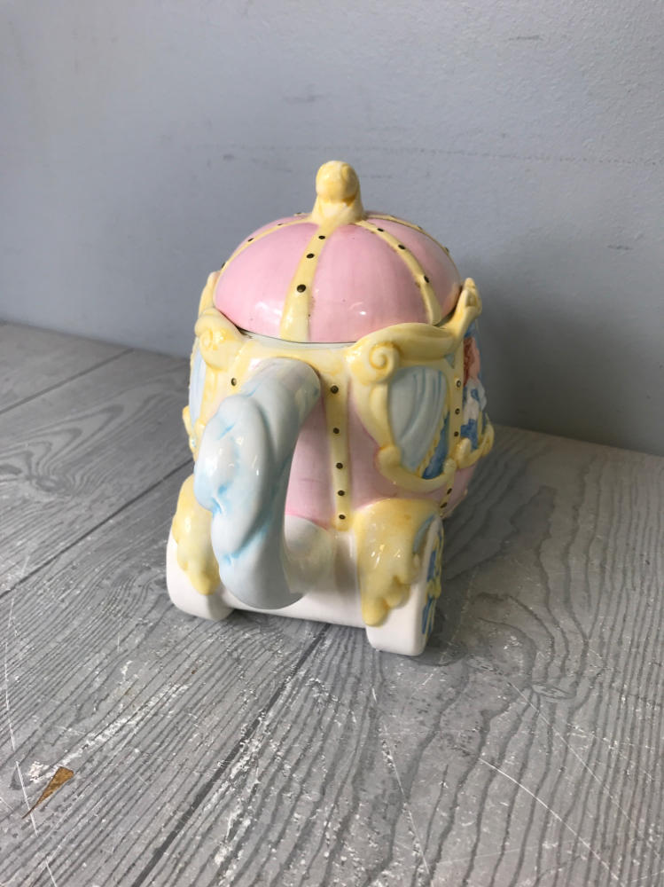 Applause Inc. Porcelain Cinderella Carriage Teapot And Salt & Pepper Shakers