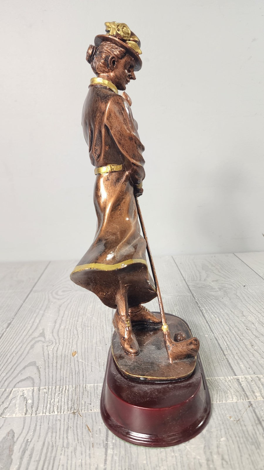 Vintage Bronze Series Female Golfer on Rosewood Finish Base RLGA - Challenge Geo