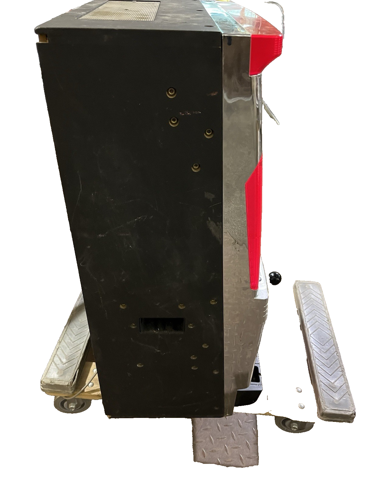 Skill-Stop Slot Machine, "The Lion King" Themed Model by Sammy AS IS