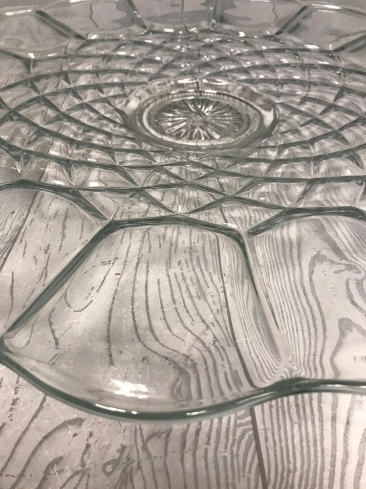 Scalloped Crystal Platter/Tray