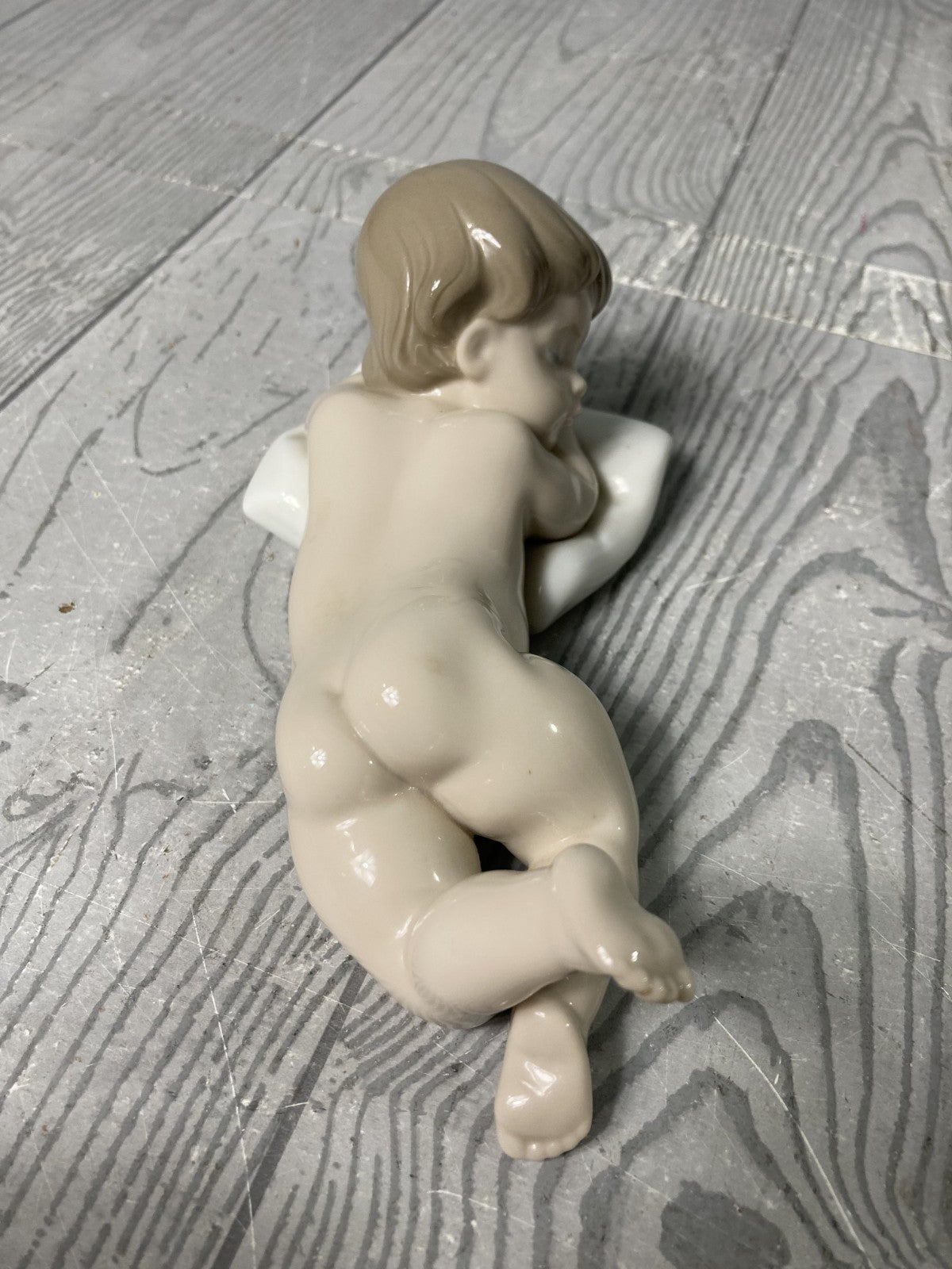 Lladro Porcelain Figurine Sleepy Time In Original Box Gloss Finish