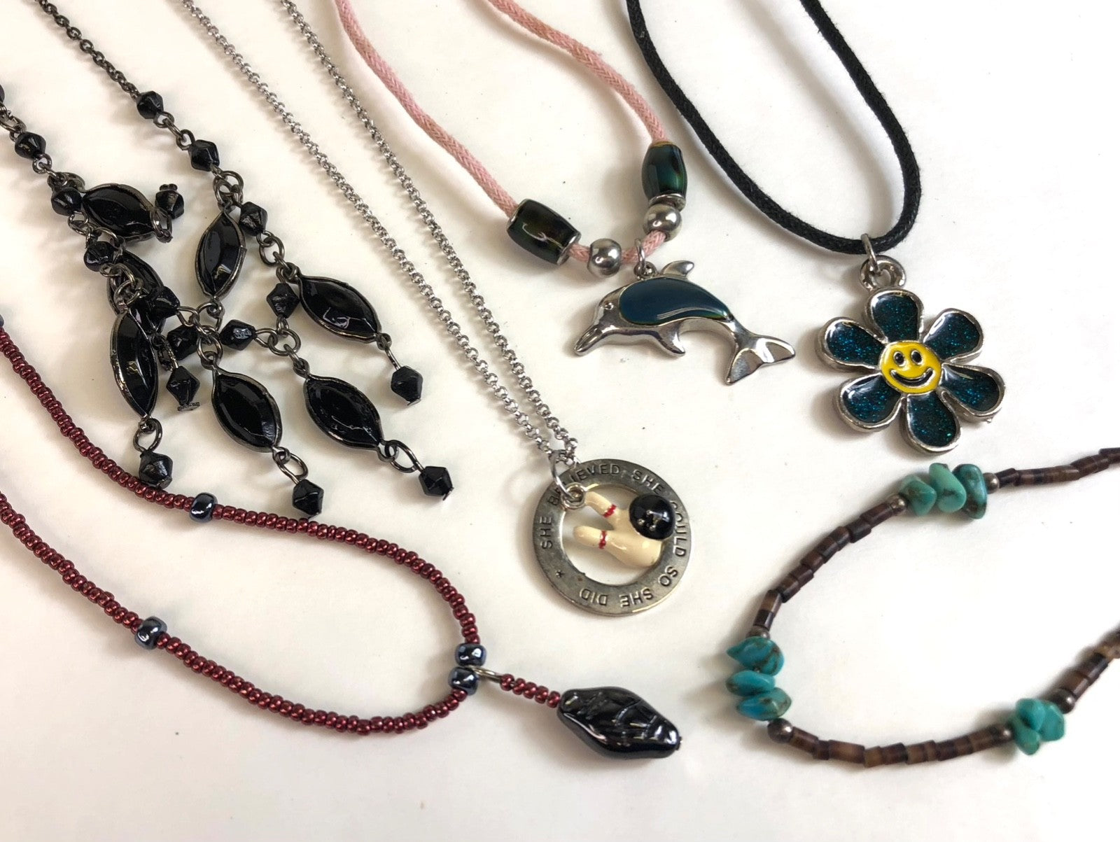2 Pound Lot of Necklaces- Mixed Styles of Costume Jewelry- Similar Color Palette