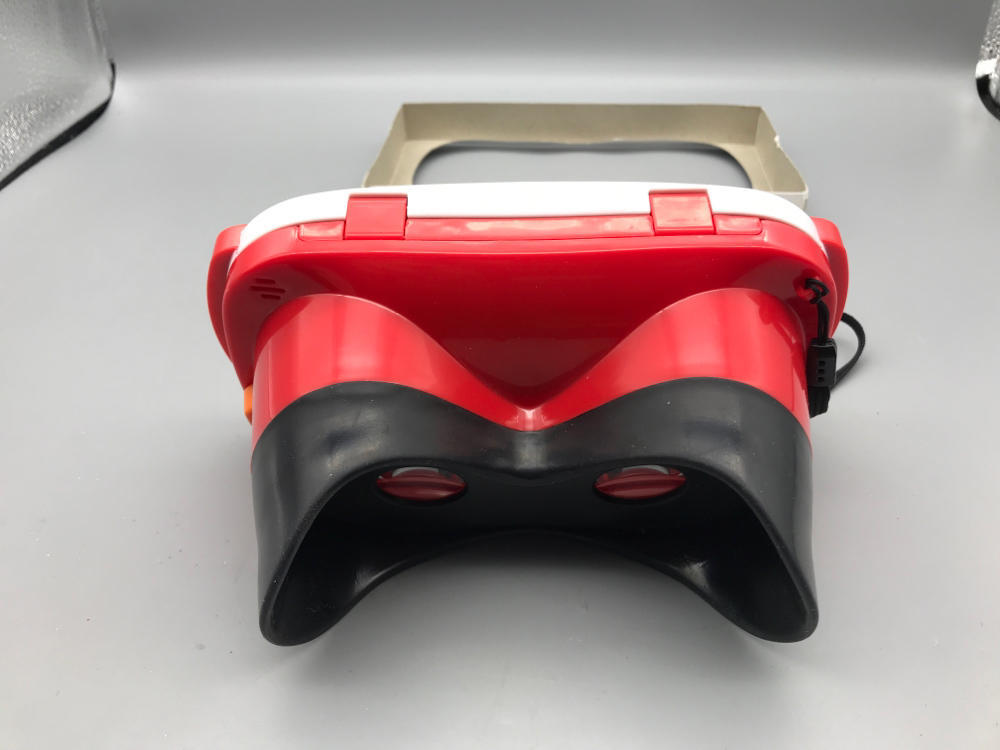 Virtual Reality View Master- Red 360 VR Experience by Mattel