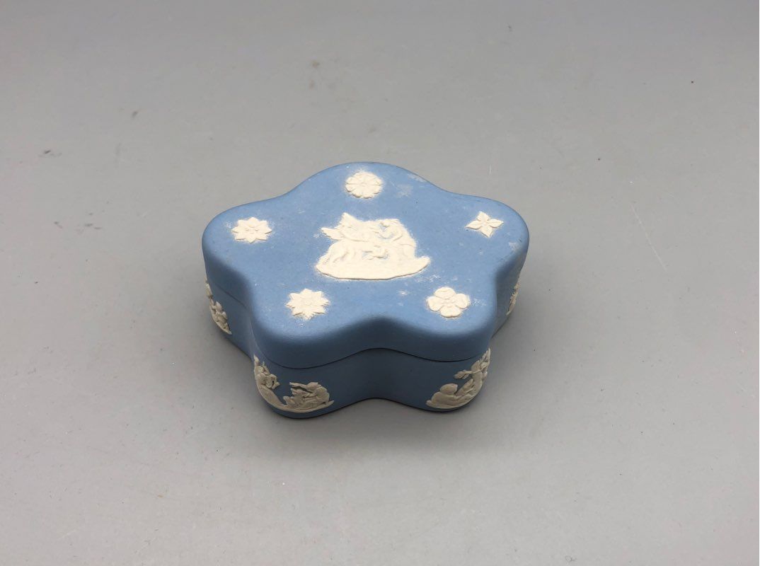 Vintage Wedgwood Blue Jasperware Lidded Trinket Box “Chariot” - In Original Box