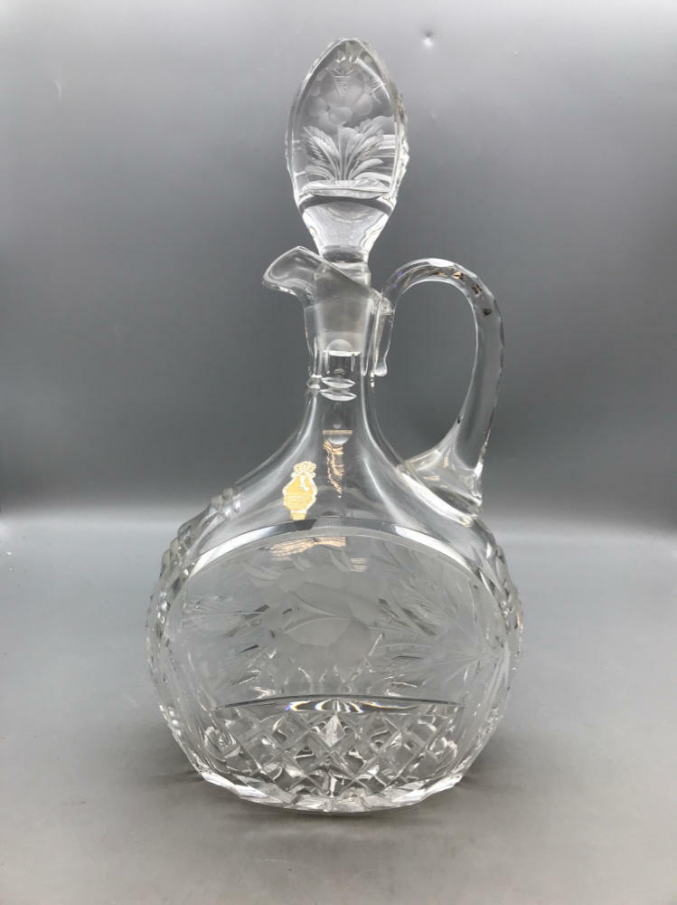 Glass  Decanter (partial inputs) - Very Good - Very Good