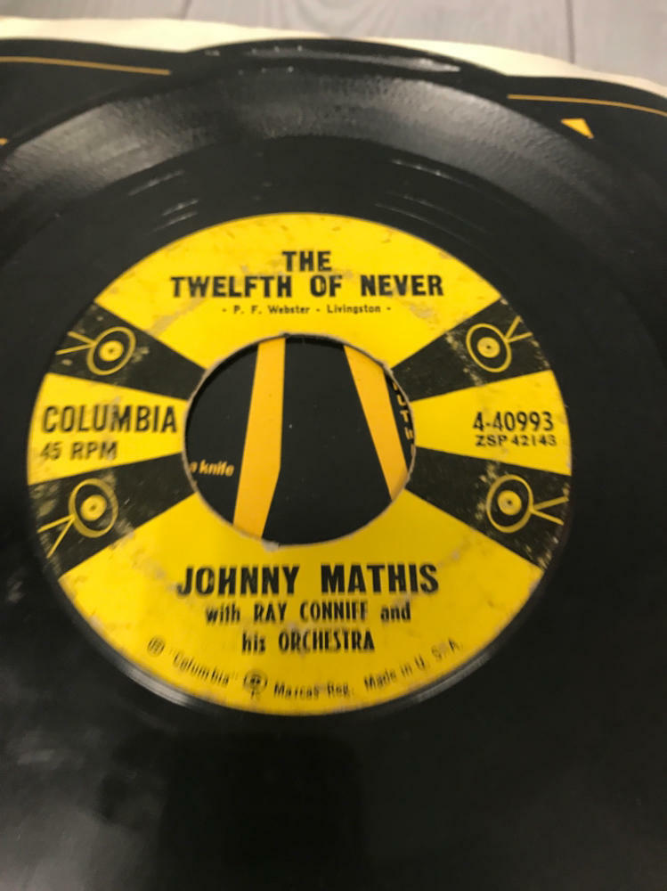 assorted mix of 45s