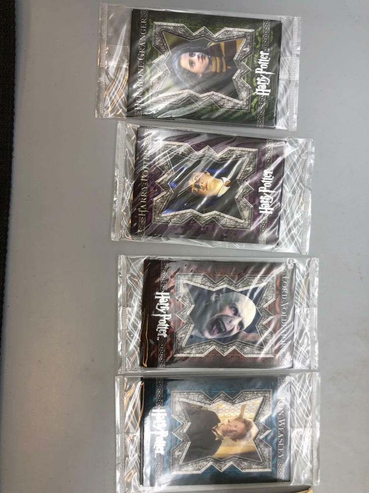 Harry Potter Box and Wands (NEEDS MORE PICTURES)