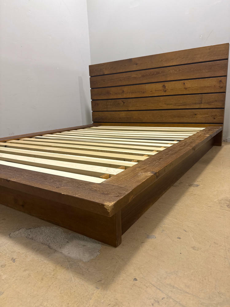 Grant Reclaimed Wood Queen Platform Bed Frame - Queen Size Bedframe - Dark Wood - Good