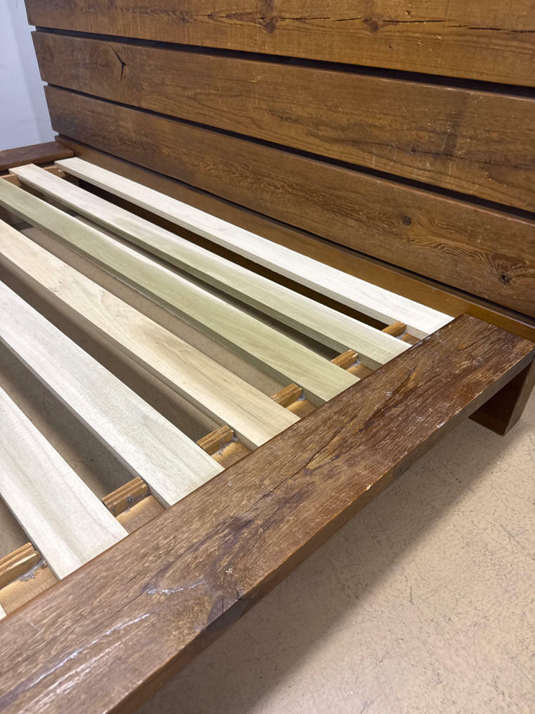 Grant Reclaimed Wood Queen Platform Bed Frame - Queen Size Bedframe - Dark Wood - Good