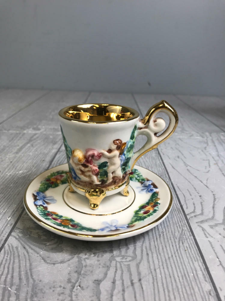 GV R. Capodimonte Coffee Set, Hand Painted Espresso Coffee Set - Gold Plated - Very Good