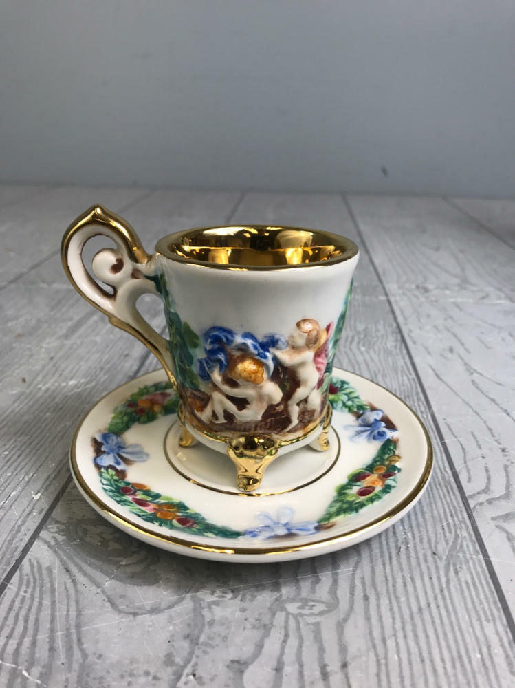 GV R. Capodimonte Coffee Set, Hand Painted Espresso Coffee Set - Gold Plated - Very Good