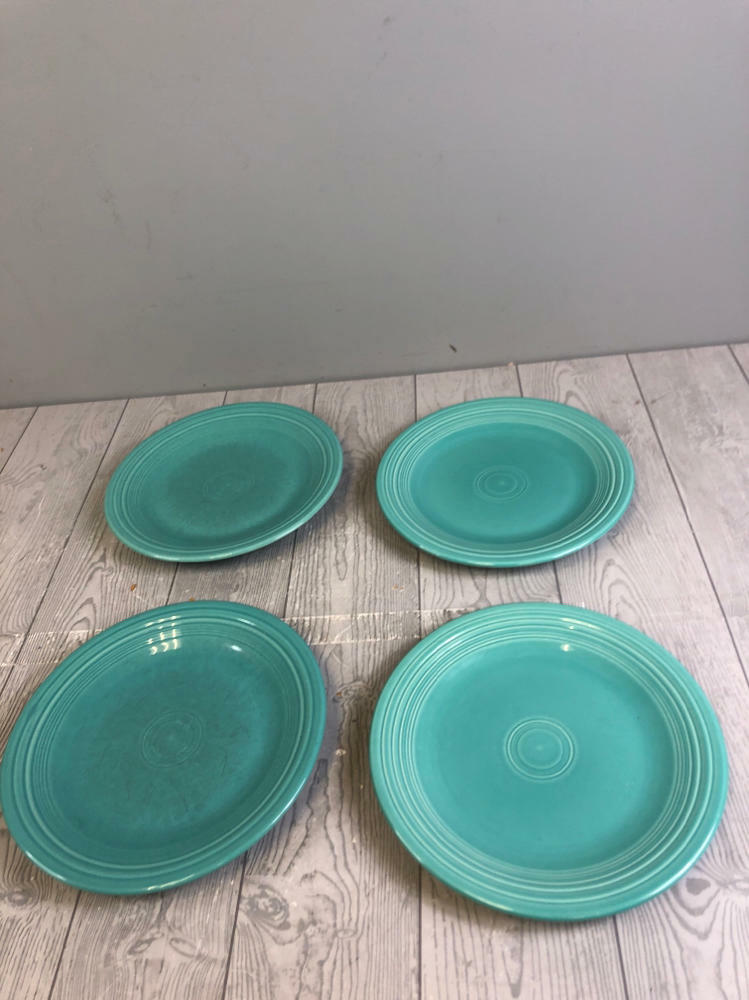 FIESTA Turquoise Blue Dining Set - 2 Bowls, 4 Lrg Plates, 1 Sm Plate - Good