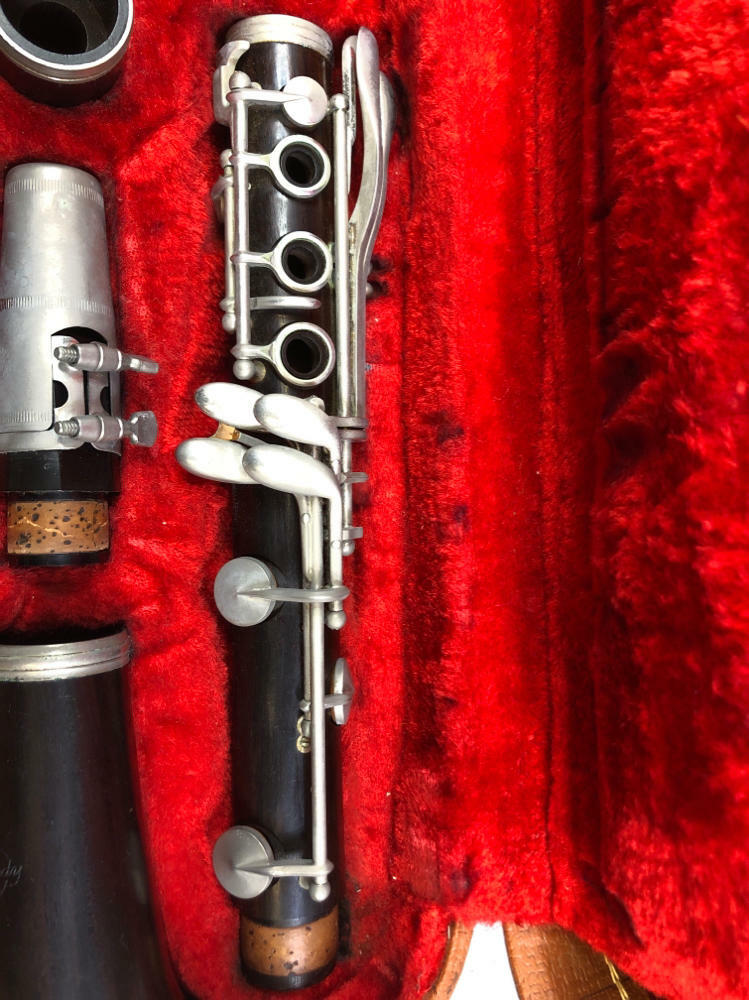 Leblanc Normandy Clarinet Made in France with Travel Carrying Case - 5 Pieces - Good
