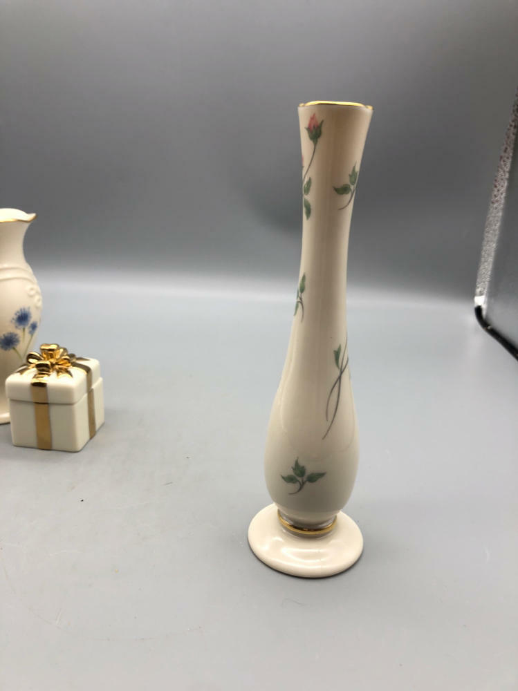 Lenox Lot - 2 Bud Vases & Lidded Trinket Present Box - Good