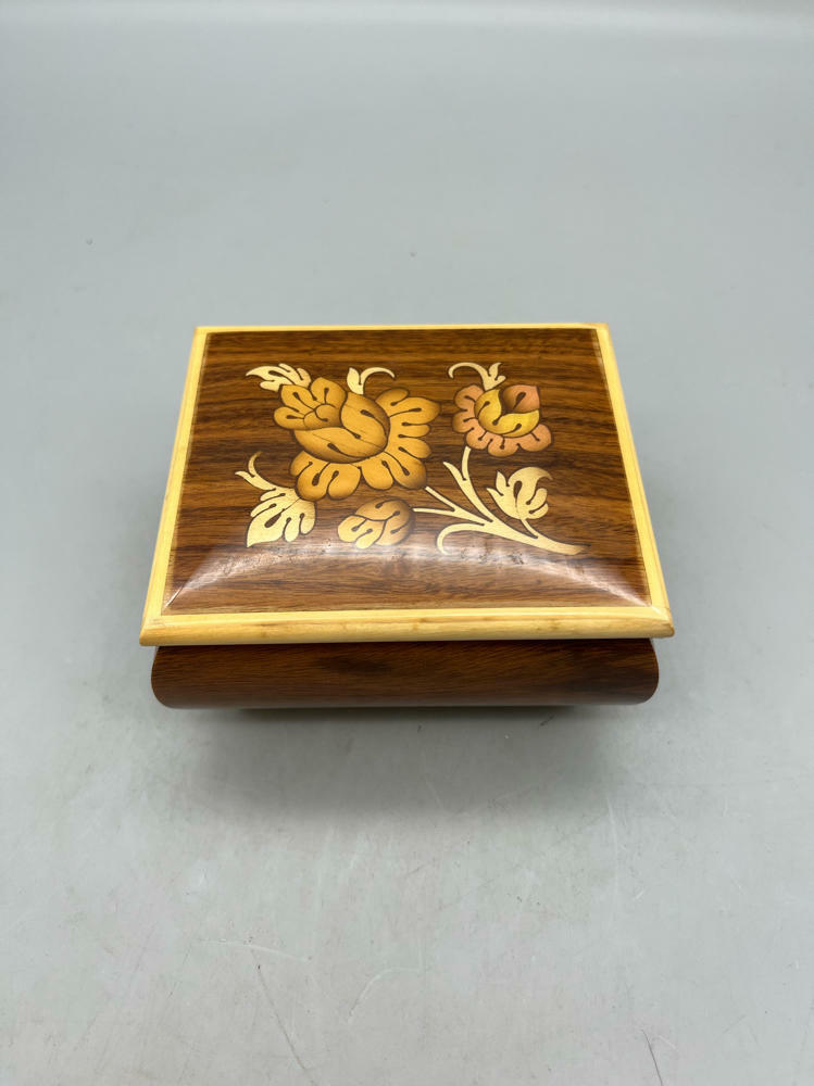 Swiss Inlaid Music box Vintage Edelweiss - Good