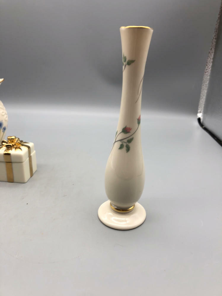 Lenox Lot - 2 Bud Vases & Lidded Trinket Present Box - Good
