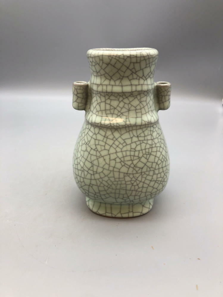 Chinese Song Dynasty Guan Kiln Glazed Porcelain Double Ear Bottle - Good