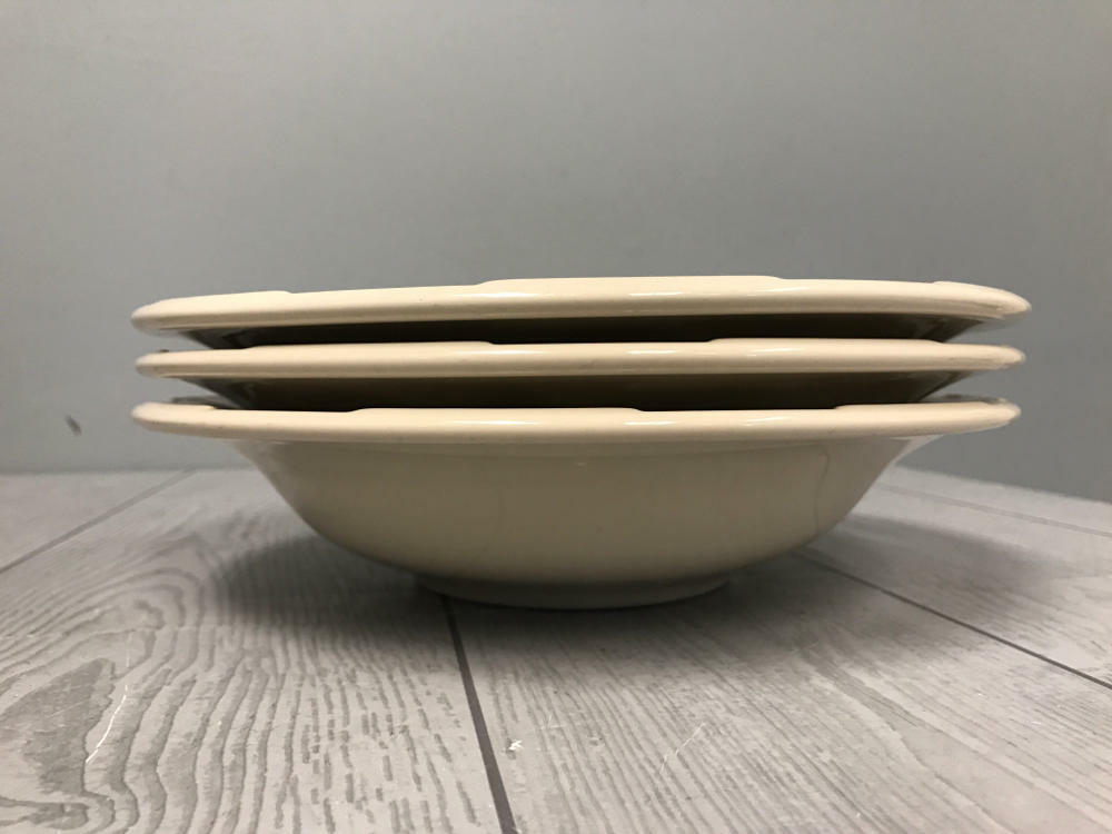 Set of 5 Longaberger Serving Bowl, Plate, & 3 Bowls Woven Traditions Red - Good