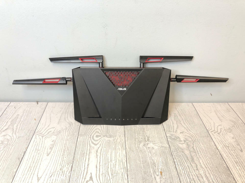 RT-AC88U 8 LAN Ports Dual Band Gigabit WiFi Gaming Internet Router with Adapter - Like New