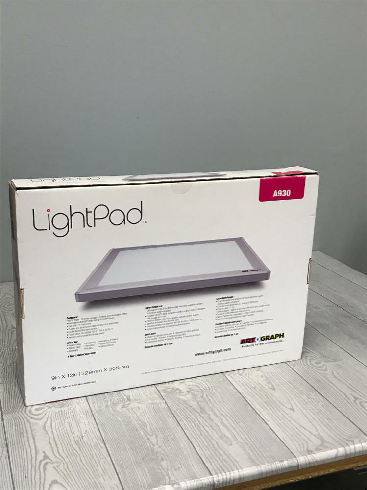 Artograph LightPad 930LX Illuminated LED Art & Craft Light Box - 9" X 12”