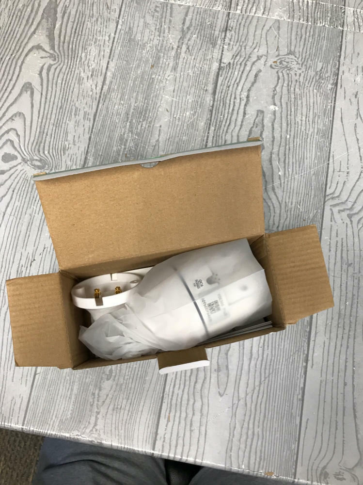 Wifi Panorama Camera Light Bulb 360 Wireless Security - Manual and Accessories - Like New
