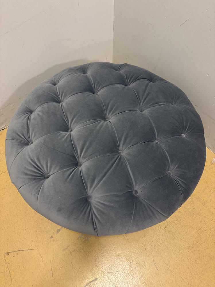 Charlotte 41" Oval / Round Tufted Ottoman by Paula Deen Home - Furniture - Good