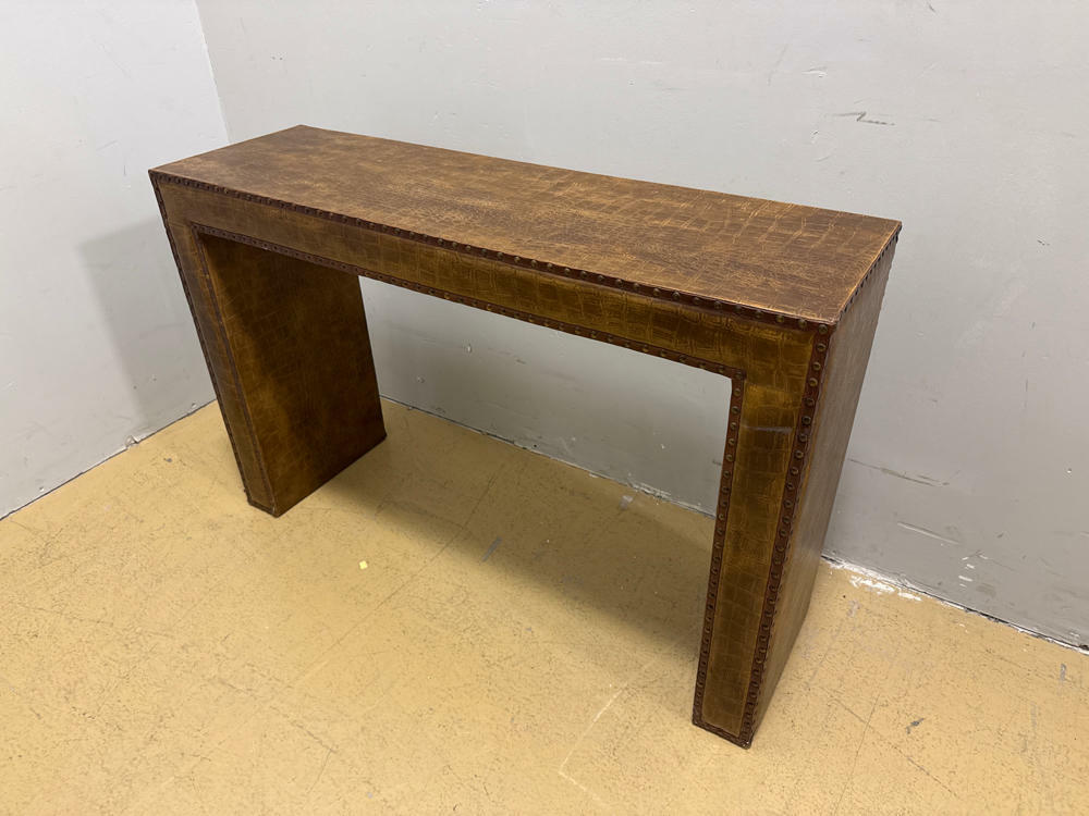 Three Hands Corp Brown Alligator Hall Table - Tufted Designed Boarders - Very Good
