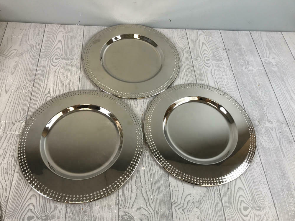 Set of 3 Mikasa Shinny Silver Chaffing Plates - In Original Box - Kitchen Decor - Like New