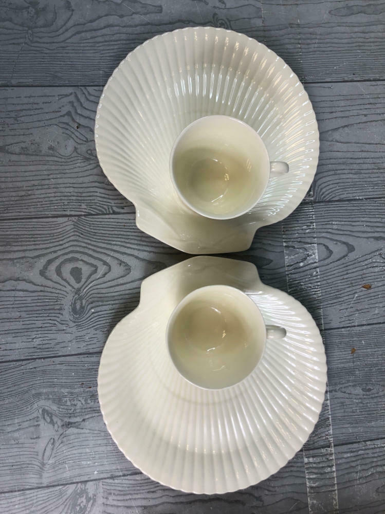 Beautiful 4 Piece Vintage Wedgwood Edme Shell Shaped Tea Cup & Saucer - Tea Sets - Very Good