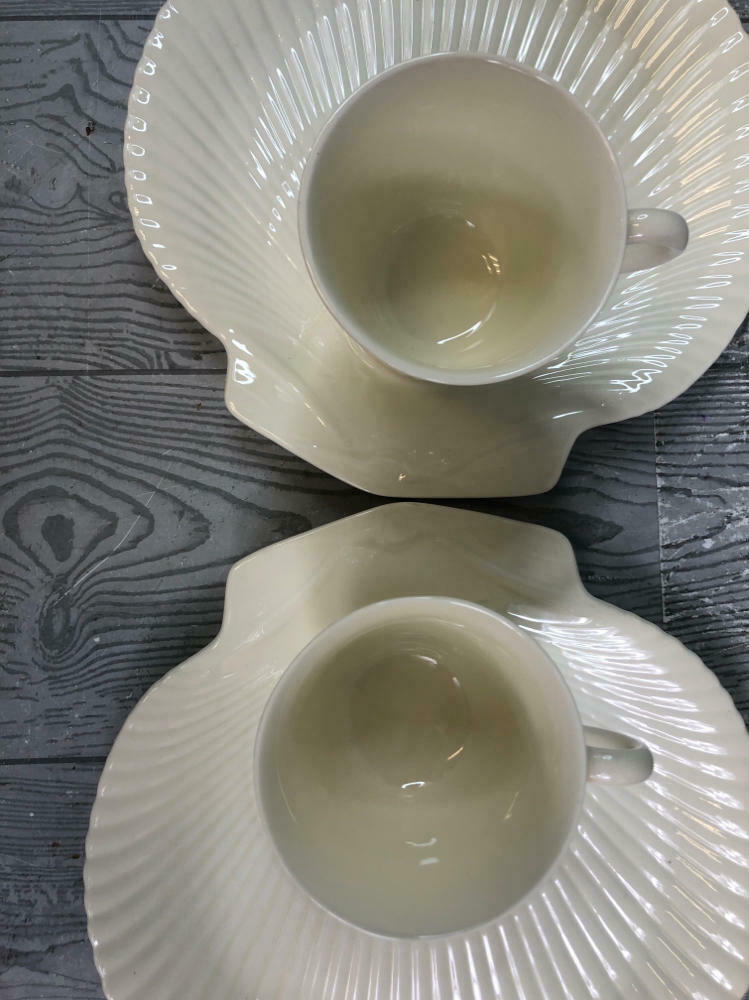 Beautiful 4 Piece Vintage Wedgwood Edme Shell Shaped Tea Cup & Saucer - Tea Sets - Very Good