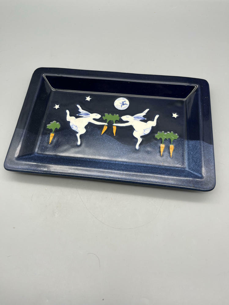 RARE!!! Legend of the Rabbit Moon Karen Howell 2  Piece Platter & Tray Set - Good