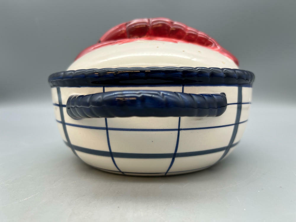 Sweet Olive Designs Lobster a Go-Go Collection by Lisa Levy Covered Serving Dish - Good