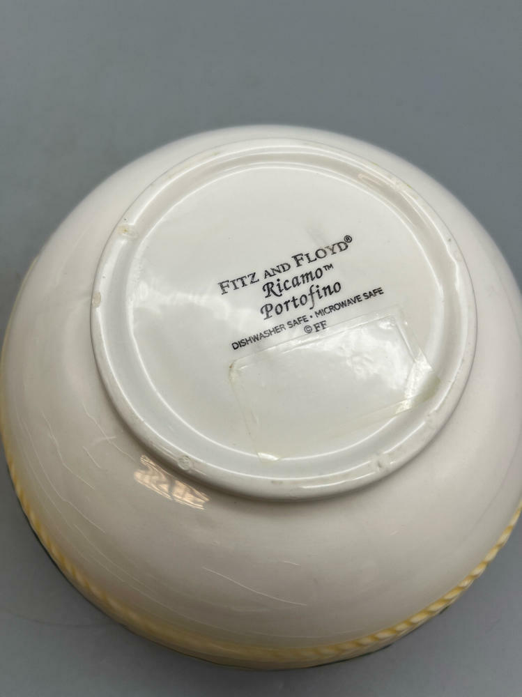Fitz and Floyd Ricamo Portofino Hand Painted Rooster Motif Bowl - Good