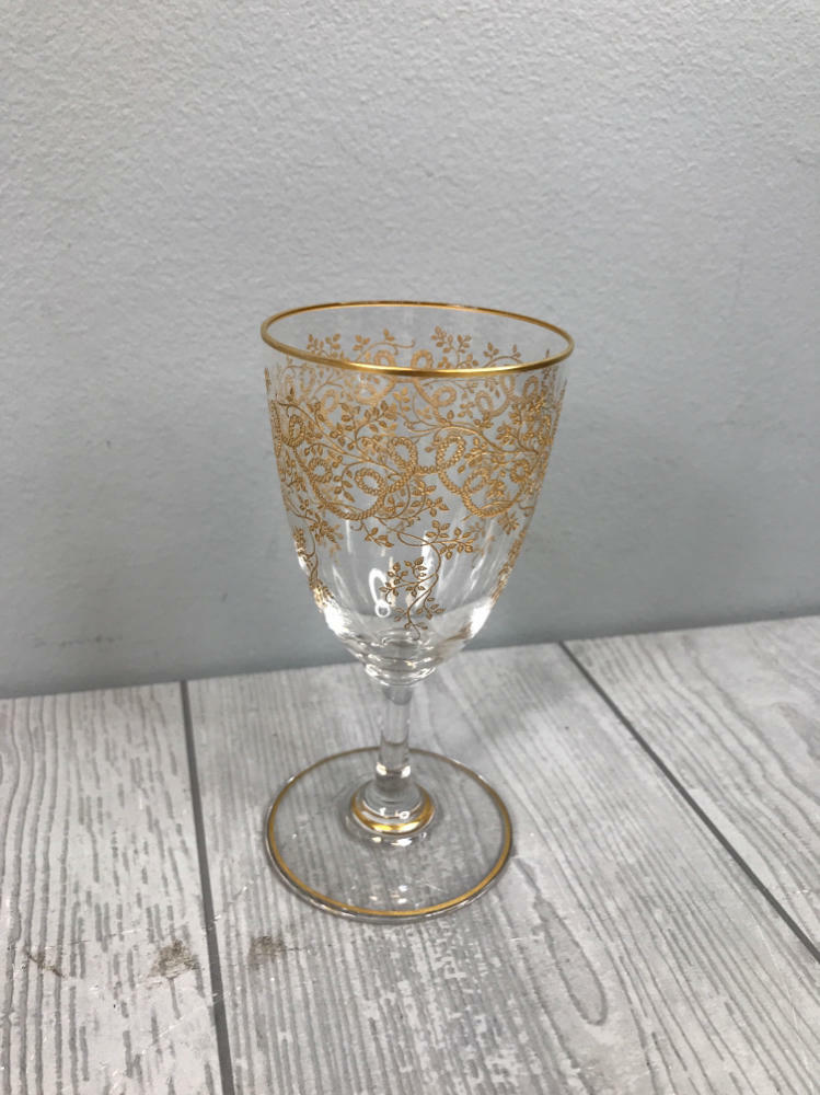 Set of 6 Elegant Gold Floral Wine Glasses - Rope and Vines Designs - Kitchen - Good