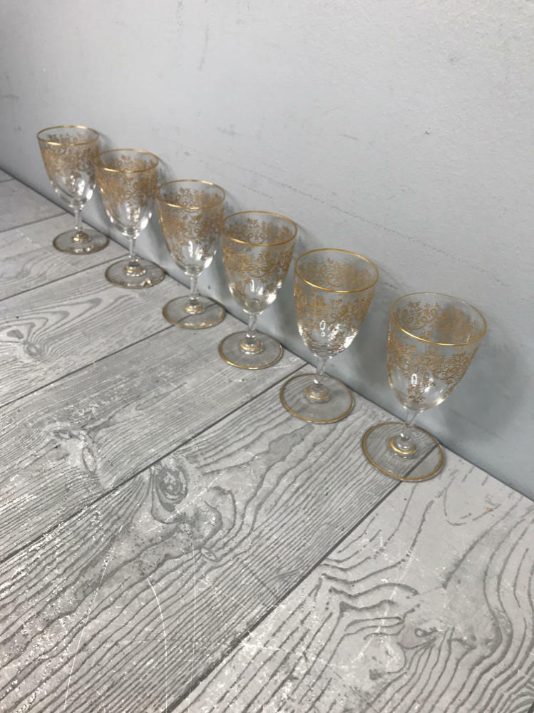Set of 6 Elegant Gold Floral Wine Glasses - Rope and Vines Designs - Kitchen - Good
