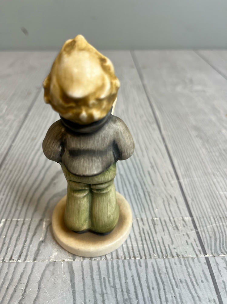 Napco Figurine of Boy with Song Book Stamped "The Singer" & S901 Choir 1950s - Good