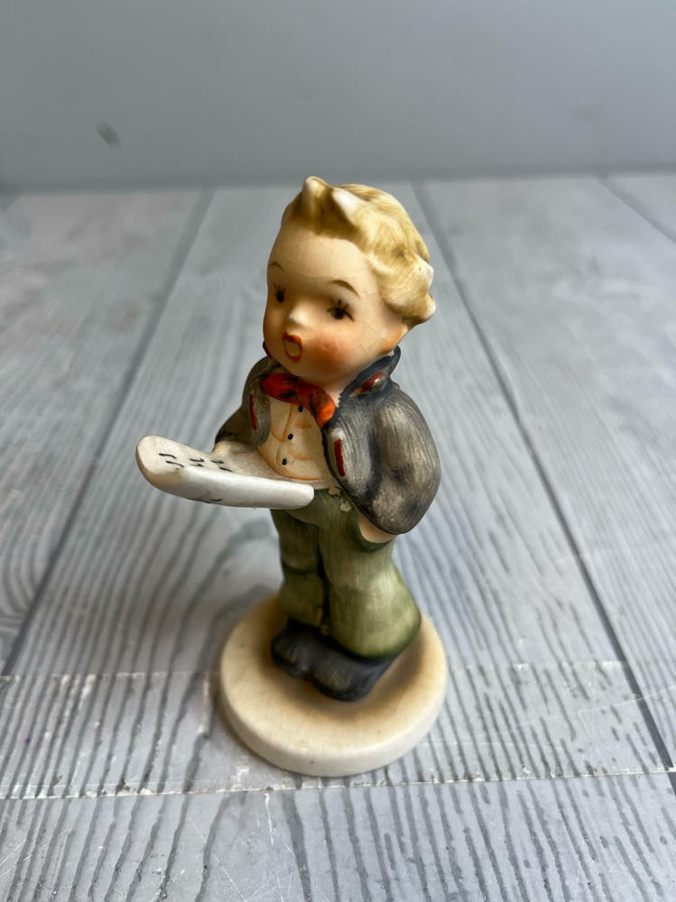 Napco Figurine of Boy with Song Book Stamped "The Singer" & S901 Choir 1950s - Good