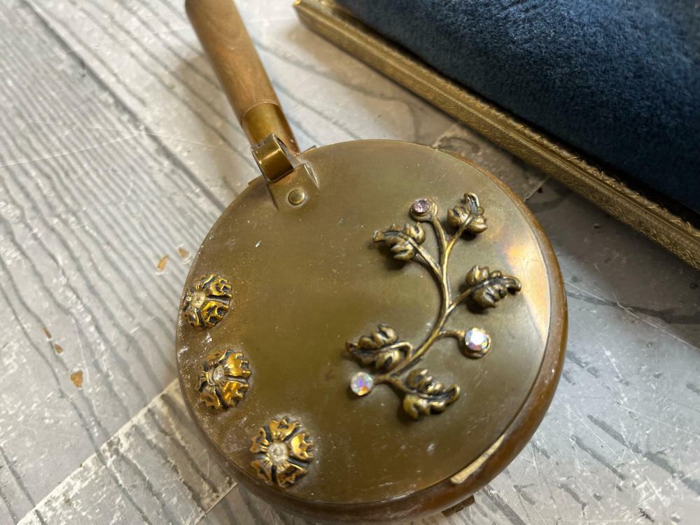 Vintage Accessory Set 1 Silent Butler, 1 Round Vanity Box, 2 Travel Scent Sprays - Good